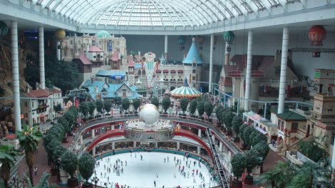 on-Lotte-World-Seoul-is-the-largest-park-in-the-world
